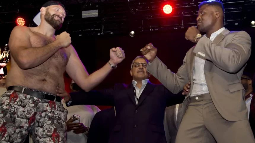 Francis Ngannou vs Tyson Fury