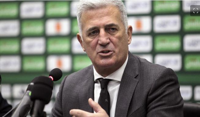 Algérie : Riyad Mahrez absent de la première liste étonnante Petkovic