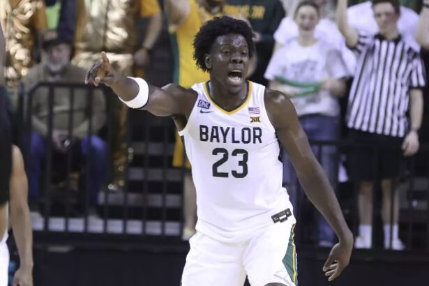 NBA : le camerounais Jonathan Tchamwa Tchatchoua rêve grand