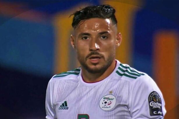 Algérie : Youcef Belaïli s’excuse auprès de l’arbitre après son « comportement inapproprié »