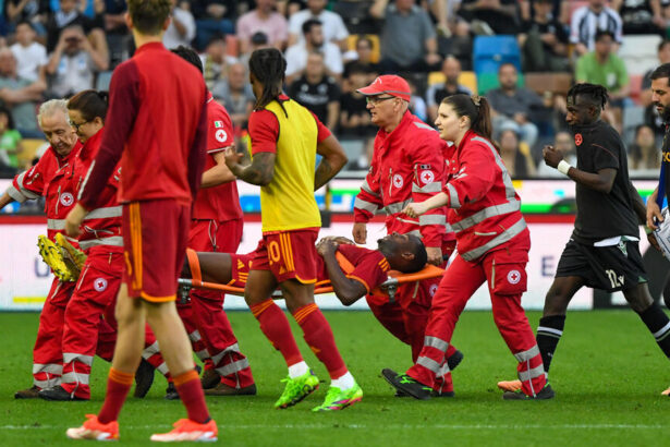 AS Roma : l’ivoirien Evan Ndicka va mieux, après son malaise cardiaque