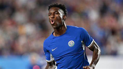 Chelsea : le sénégalais Nicolas Jackson égale l’ivoirien Didier Drogba