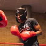JO Paris 2024 : la réfugiée camerounaise Cindy Ngamba vise l’or en boxe