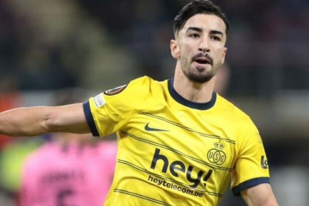 Transferts : l’algérien Mohammed El Amine Amoura signe à Wolfsbourg