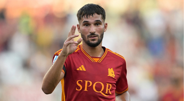 Mercato : l’algérien Houssem Aouar proche de rejoindre Al-Ittihad de Benzema