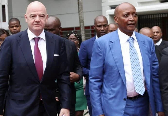 Obsèques d’Issa Hayatou : Gianni Infantino et Patrice Motsepe annoncés au Cameroun ce 16 août