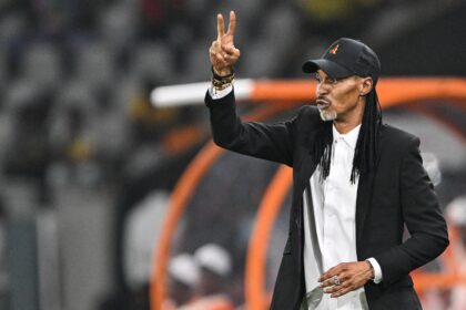 Lions indomptables : des Camerounais fustigent l’attitude de Marc Brys