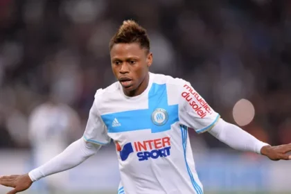 Mercato : la lente dégringolade de Clinton Njie… en partance pour la Roumanie