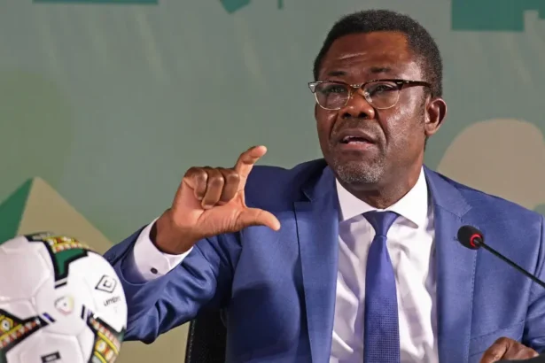Véron Mosengo-Omba, le secrétaire général de la CAF