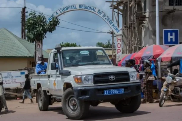 Guinée : plusieurs « dizaines de morts » lors d'affrontements pour un match de football