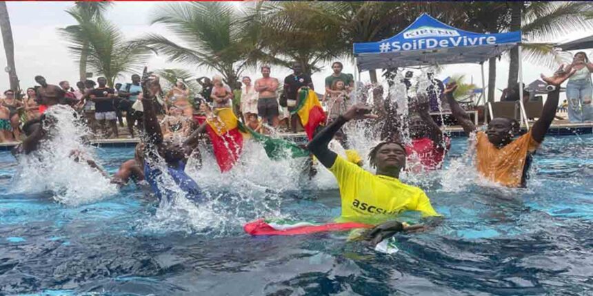 Africa Surf Tour Côte d'Ivoire 2025 : le Sud-Africain Paul Samson surfe sur la compétition