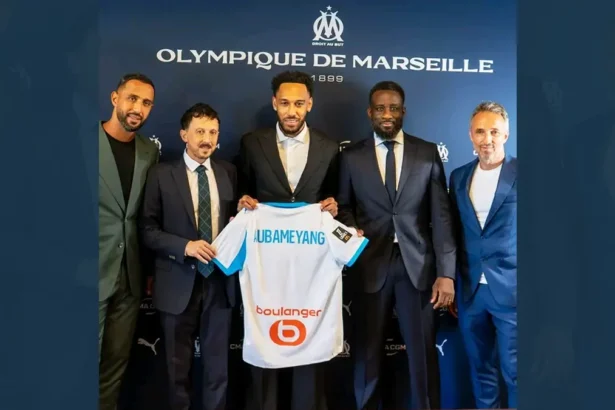 Aubameyang revient à l’OM : une nouvelle ère débute pour Marseille en Ligue 1 et C1