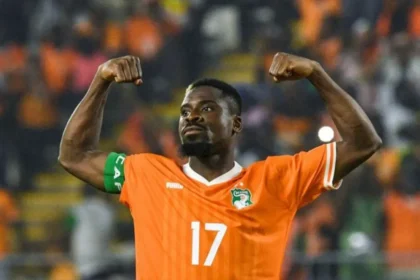 Serge Aurier frappé par l’hépatite B : six mois d’absence en Iran