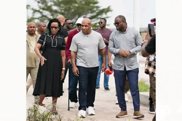 Mike Tyson à Kinshasa : un retour aux sources et un hommage historique à la RDC