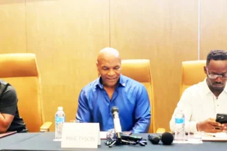 Le boxeur Mike Tyson, Fils du Congo, Confirme ses Racines par l'ADN à Kinshasa 5 Mike Tyson révèle ses origines congolaises lors d’une conférence à Kinshasa