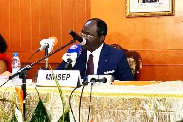 CAN 2025 : David Pagou officiellement confirmé comme entraîneur des Lions Indomptables, fin de la collaboration avec Marc Brys