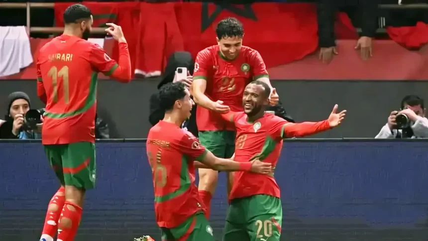 CAN 2025 : le Maroc frappe fort dès l’ouverture et domine les Comores devant son public