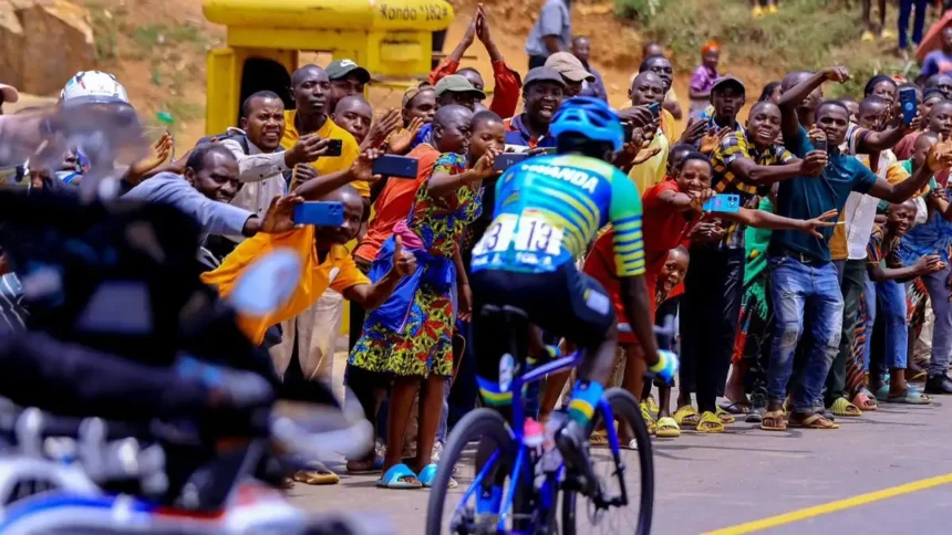 Tour du Rwanda 2026 : accident tragique lors de l’étape inaugurale, Itamar Einhorn remporte la première étape