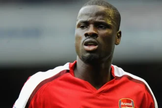 Emmanuel Eboué se confie : « J’ai tout perdu en Angleterre », les révélations bouleversantes de l’ex-star d’Arsenal
