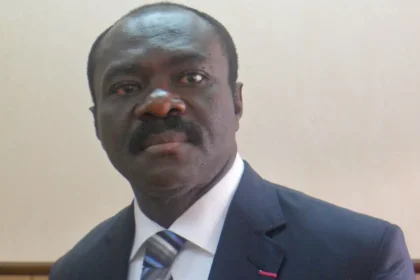 Narcisse Mouelle Kombi