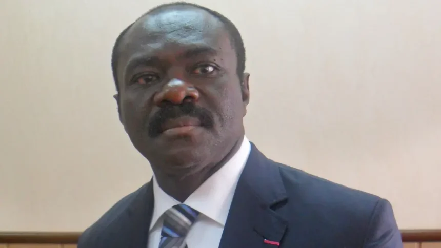 Narcisse Mouelle Kombi